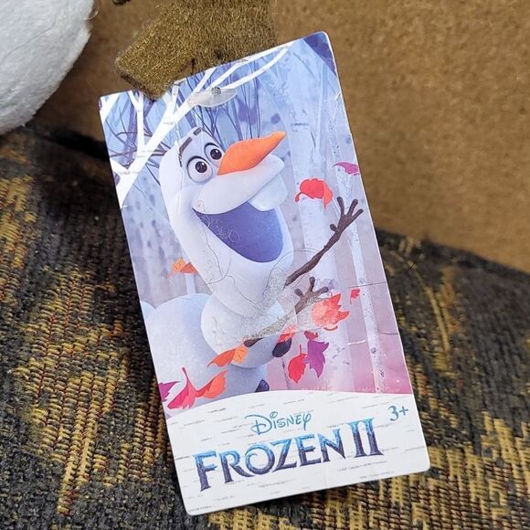 Disney Olaf 13 inch Stuffed Animal– Frozen 2 - Picture 2 of 4